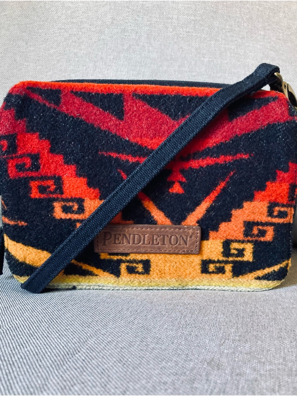 Pendleton Wool Southwest Aztec Crossbody Wallet Organizer Bag